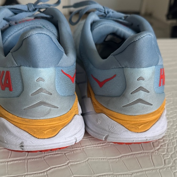 Hoka Pale Blue Running Shoes with Yellow and Red Accents - Picture 8 of 16